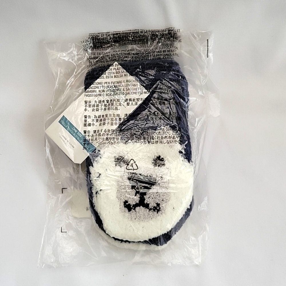 NWT Old Navy Cozy Crew Socks - Polar Bear